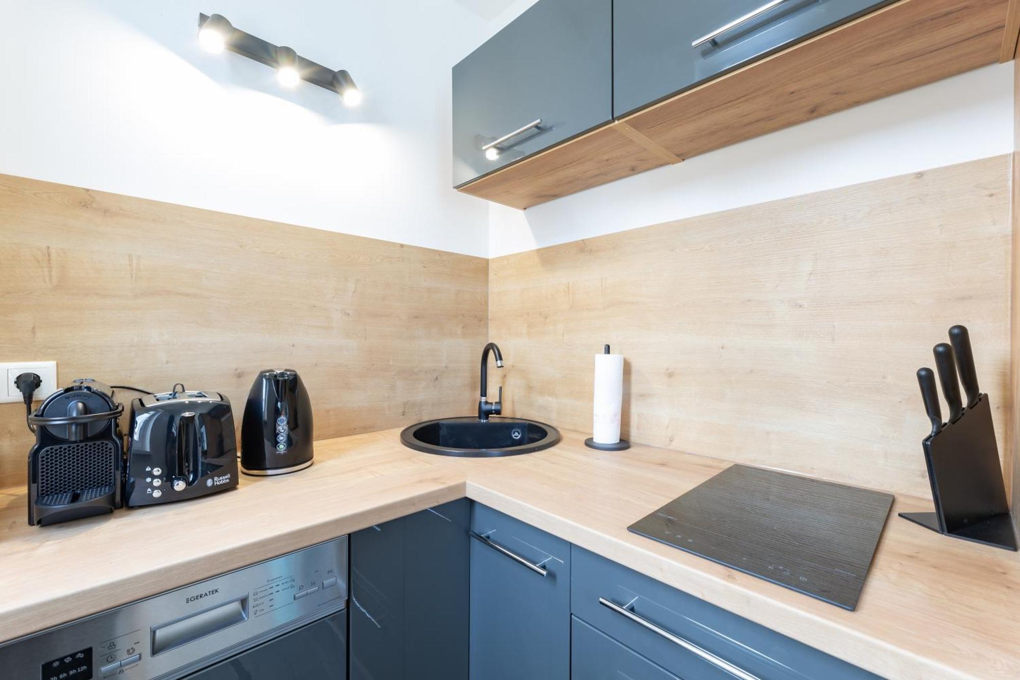 Sweethome - Maisonette Apartment, Parkplatz, Wifi, Naehe Zentrum Фюрстенфельдбрукк Экстерьер фото